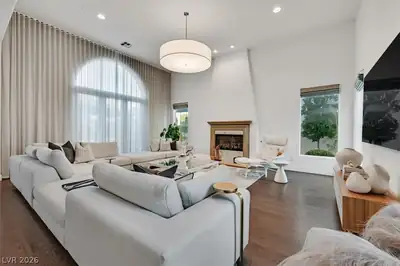 11824 Kingsbarns Court, Las Vegas, NV 89141 Living Room