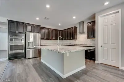 12380 Notch Trail Avenue, Las Vegas, NV 89138 Kitchen