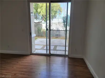 6140 Pine Villa Avenue 103 Patio