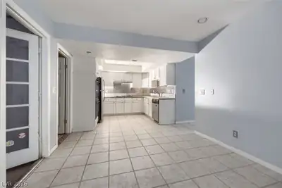 3260 North Heritage Way Dining Area