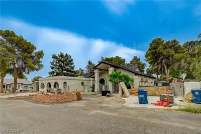 2681 East Hacienda Avenue Front of Structure
