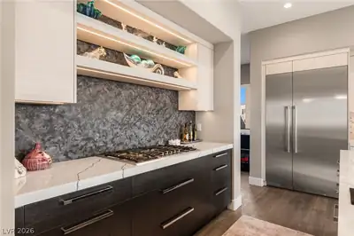406 Tranquil Peak Court Kitchen