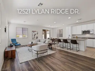 12521 Lylan Ridge Street Living Room