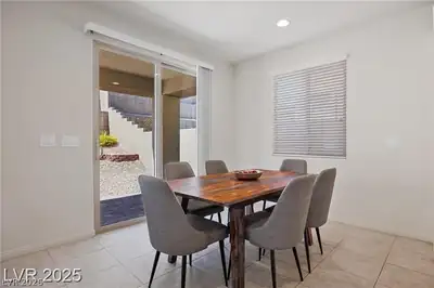12521 Lylan Ridge Street Dining Area