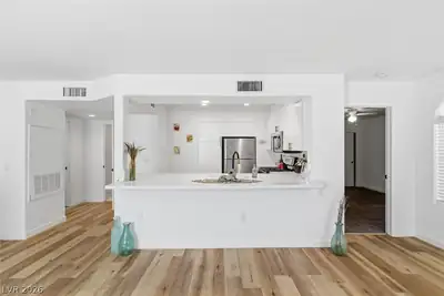 7950 West Flamingo Road 1187 Kitchen