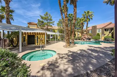 7950 West Flamingo Road 1187 Pool