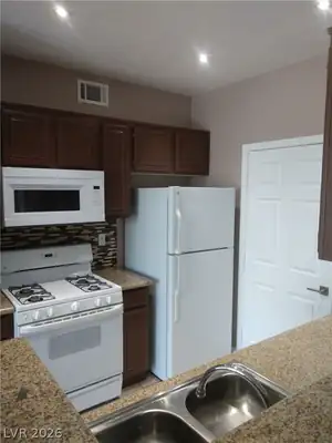 7115 South Durango Drive 210 Kitchen