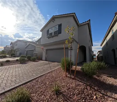 7024 Cottage Vista Avenue, Las Vegas, NV 89113 Front of Structure