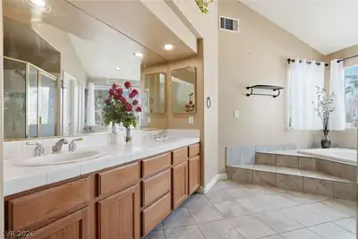 1701 Estrella Street Primary Bathroom