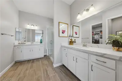 176 Cabo Cruces Drive, Henderson, NV 89011 Primary Bathroom
