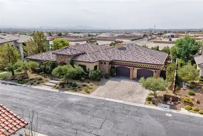 9707 Dream Brook Court Las Vegas, NV 89149