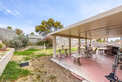3956 Green Leaf Drive, Las Vegas, NV 89120 Patio