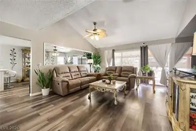3956 Green Leaf Drive, Las Vegas, NV 89120 Living Room