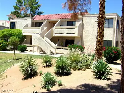 3720 Desert Marina Drive 33, Laughlin