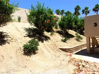 3720 Desert Marina Drive 33 Yard