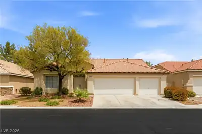 8598 Waterford Bend Street Las Vegas, NV 89123