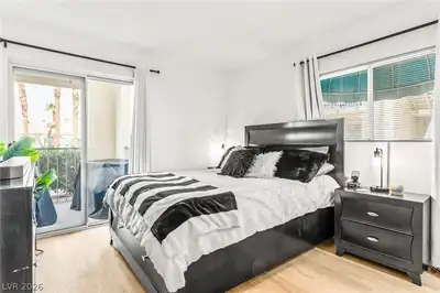 3550 Bay Sands Drive 1031 Bedroom