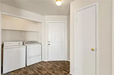 2191 Bay Club Drive 204 Laundry