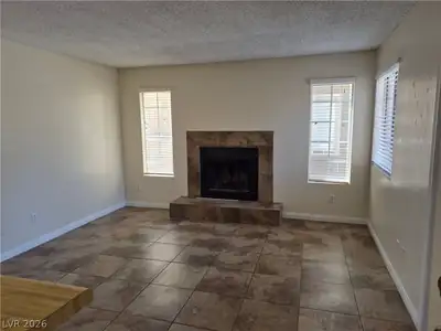 2664 Bryandouglas Drive B Living Room