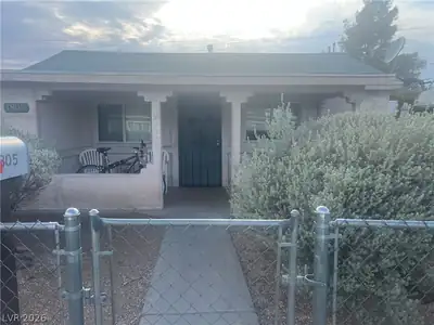 1805 Moser Drive, Henderson, NV 89011 Front of Structure