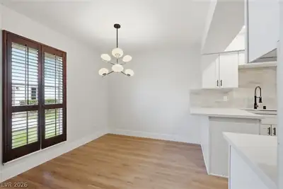 3045 Pinehurst Drive B Dining Area
