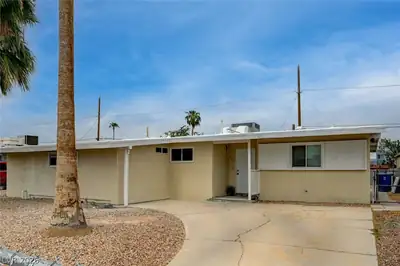 2317 Howard Drive, Las Vegas, NV 89104 Front of Structure