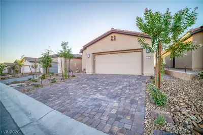 36 Stone Bluff Lane, Henderson, NV 89011 Front of Structure