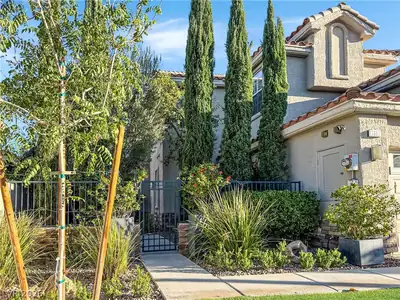 1352 Fox Acres Drive, Las Vegas, NV 89134 Front of Structure