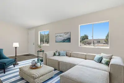 4550 West Horn Road Living Room