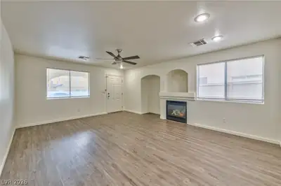 949 Medina De Leon Avenue Living Room