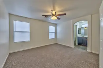 949 Medina De Leon Avenue Bedroom