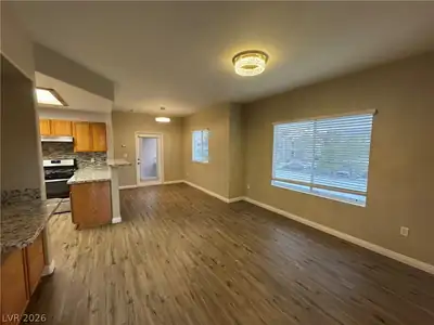 9580 West Reno Avenue 212 Living Room