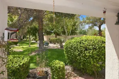 10225 Button Willow Drive, Las Vegas