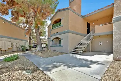 220 Mission Newport Lane 105, Las Vegas