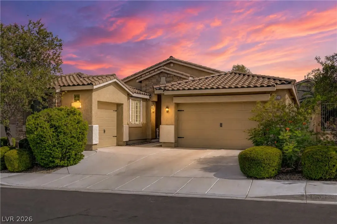 1637 Blue Cliffs Avenue, Henderson, NV 89014