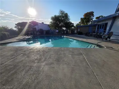 4232 Kona Coast Way, Las Vegas, NV 89121 Pool