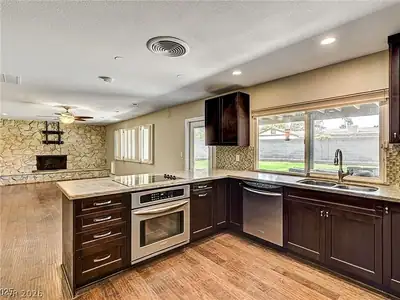 3753 South Rosecrest Circle, Las Vegas