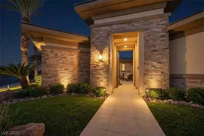 2707 Turtle Head Peak Drive Las Vegas, NV 89135