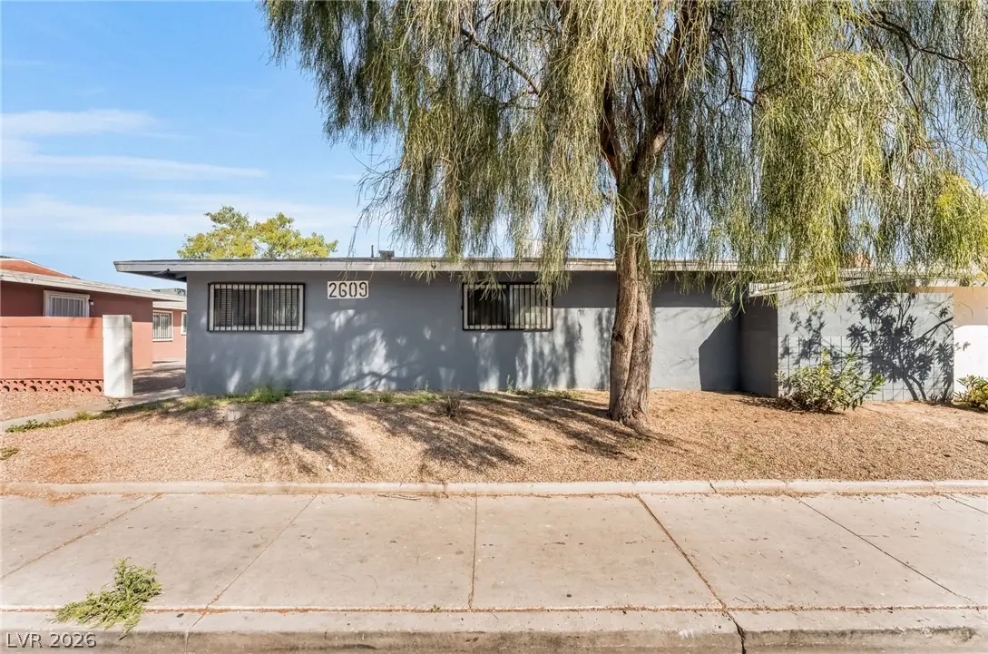 2609 Cedar Avenue