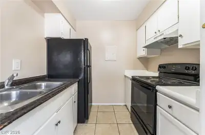 2609 Cedar Avenue Kitchen