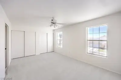 7228 Palatial Avenue Bedroom