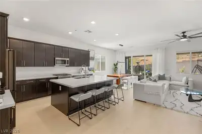 137 Juliette Pointe Lane, Henderson, NV 89011 Kitchen
