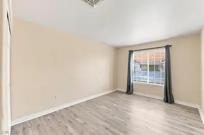 5201 South Torrey Pines Drive 1244 Bedroom