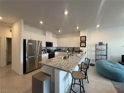 6131 Garden Oasis Street, Las Vegas, NV 89148 Kitchen