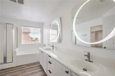 2840 Blythswood Square, Henderson, NV 89044 Primary Bathroom