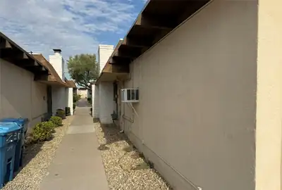 2641 Heritage Circle, Las Vegas, NV 89121 