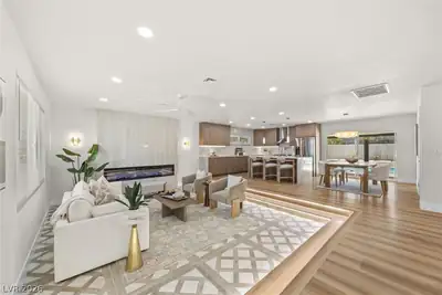 1242 Campbell Drive Las Vegas, NV 89102