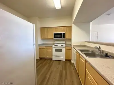 6955 North Durango Drive 1075 Kitchen