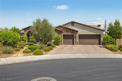 7132 Shire Ridge Avenue Las Vegas, NV 89131