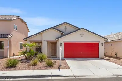5009 Lone Wolf Avenue, Las Vegas